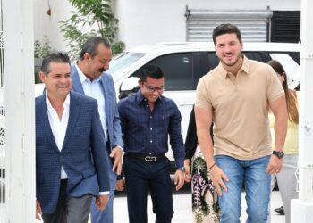 Samuel García y Mariana Rodríguez inauguran Centro Comunitario Santa Isabel en Juárez